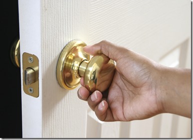 repair-door-knob-3
